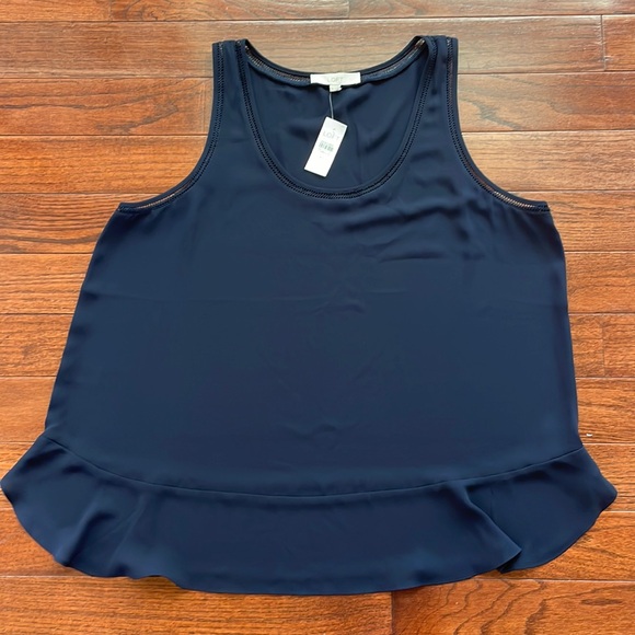 Business Tank - Picture 1 of 4